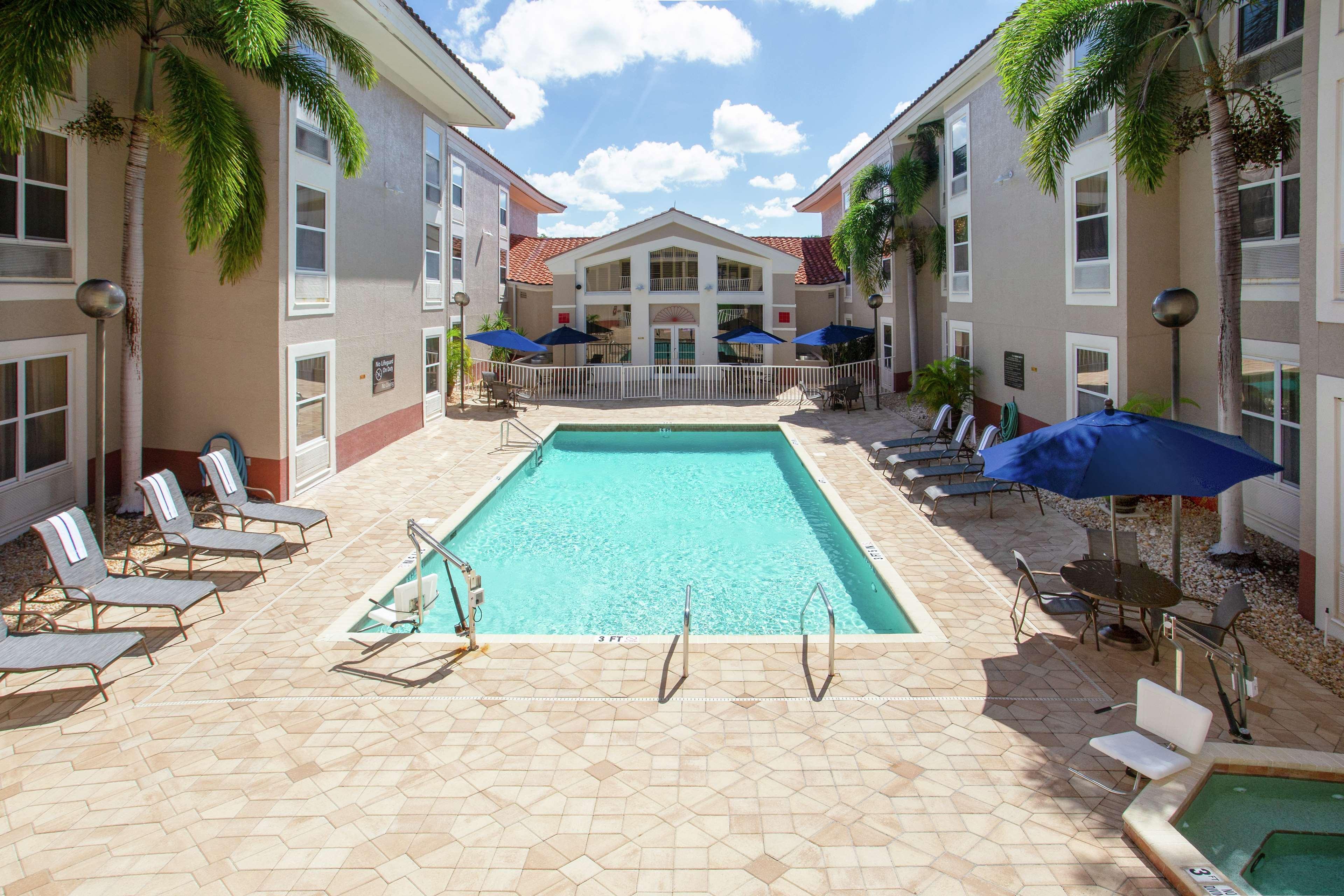 Hampton Inn & Suites Venice Bayside South Sarasota Exterior photo